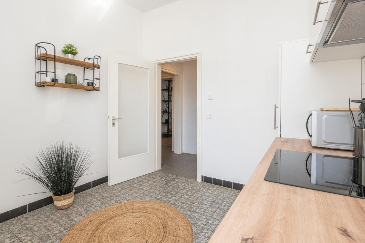 Center Dream Apartment - Netflix เครเฟลด์ ภายนอก รูปภาพ