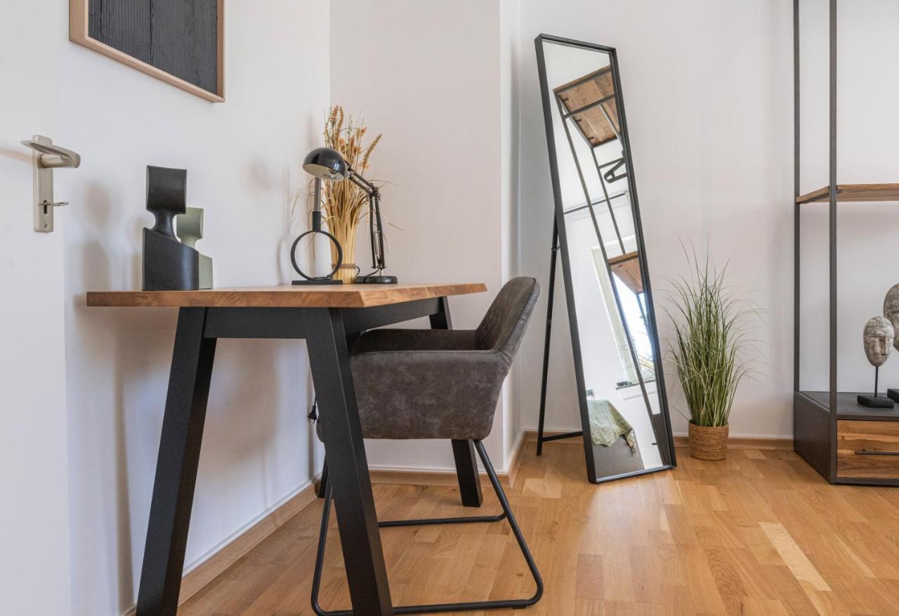 Center Dream Apartment - Netflix เครเฟลด์ ภายนอก รูปภาพ